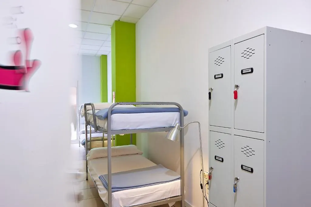 Pil Pil Hostel Bilbao España