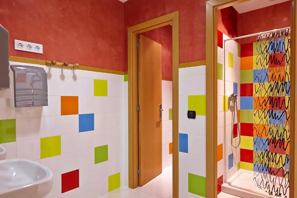 Pil Pil Hostel Bilbao 0*,