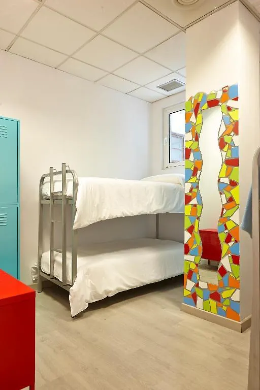 Pil Pil Hostel Bilbao España