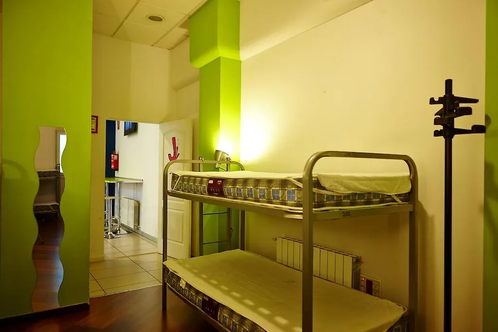 Pil Pil Hostel Bilbao