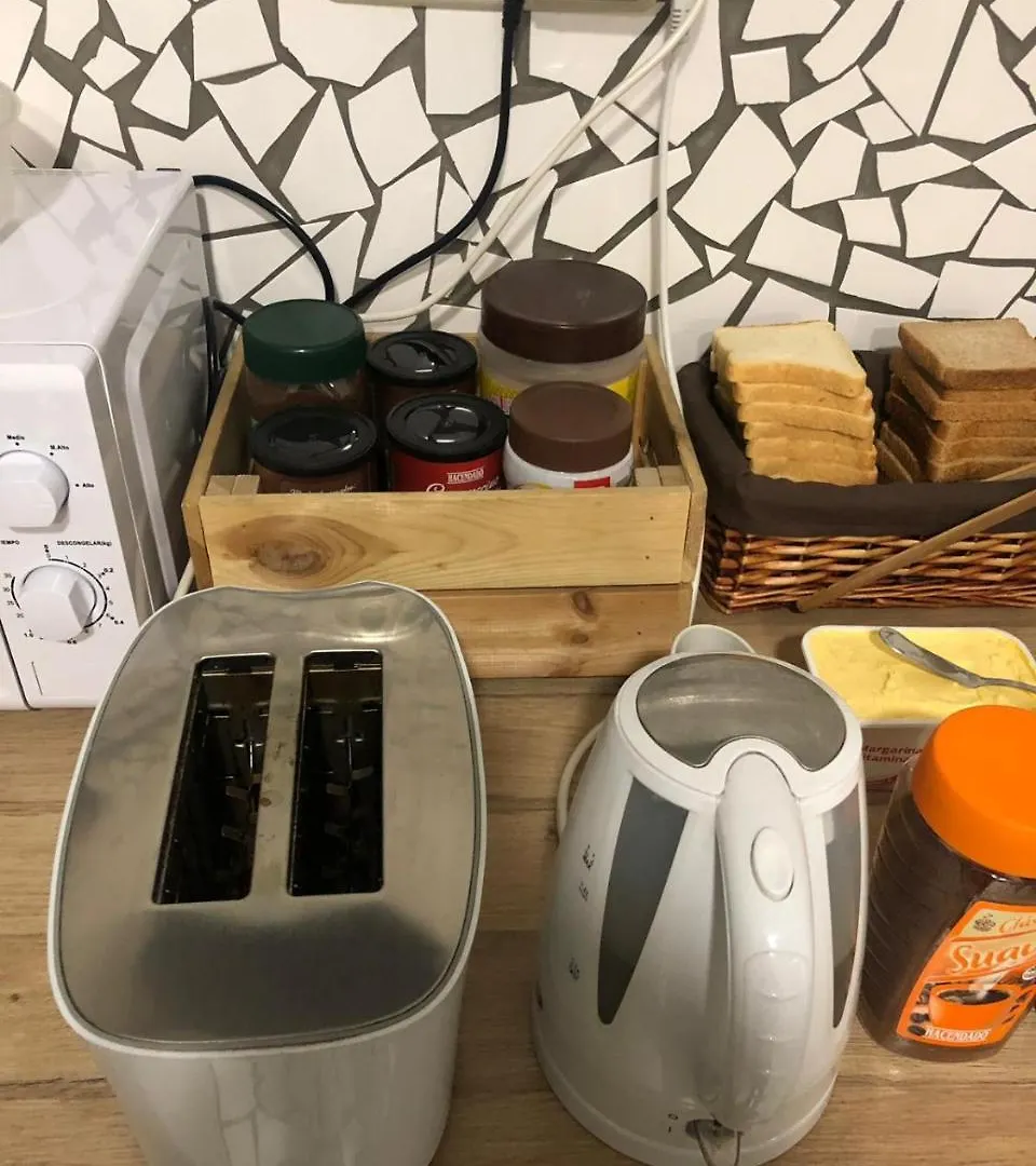Pil Pil Hostel Bilbao España